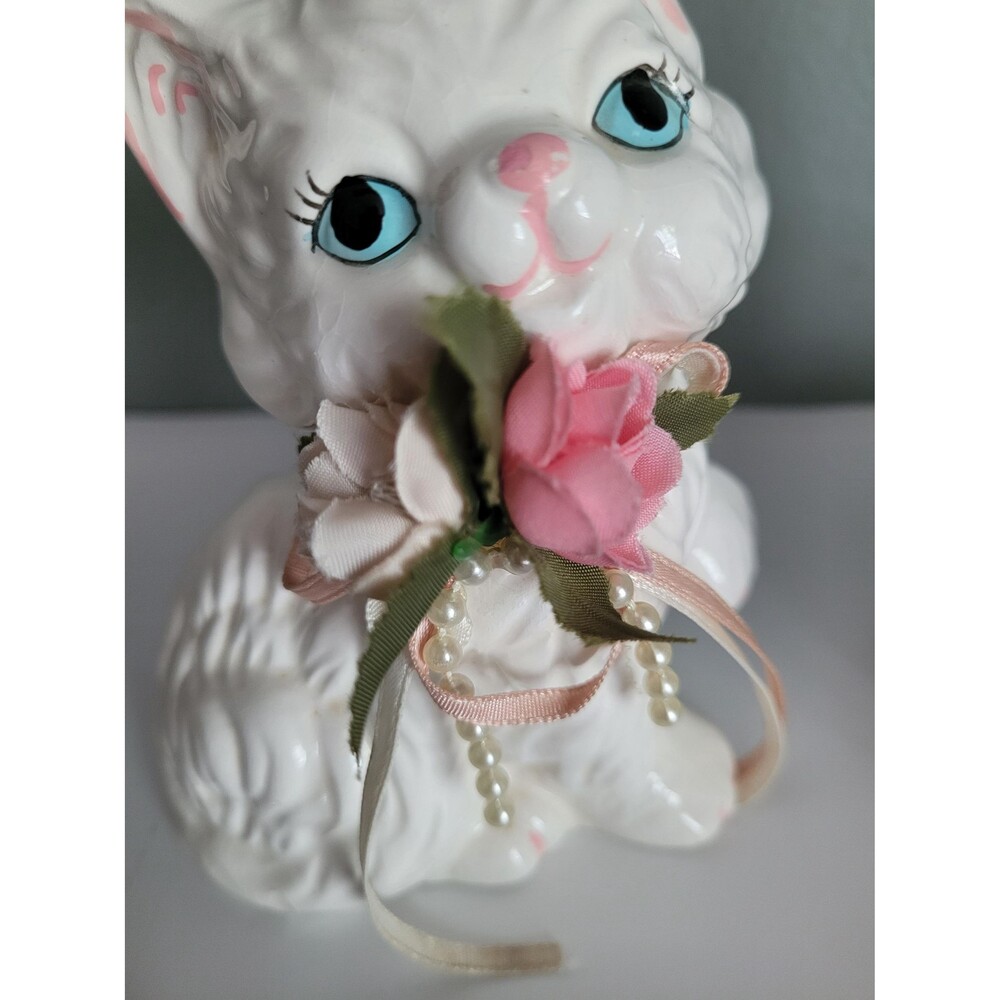 Vintage White Cat Figurines Long Fur Blue Eyes Set of 2 - Picture 8 of 16